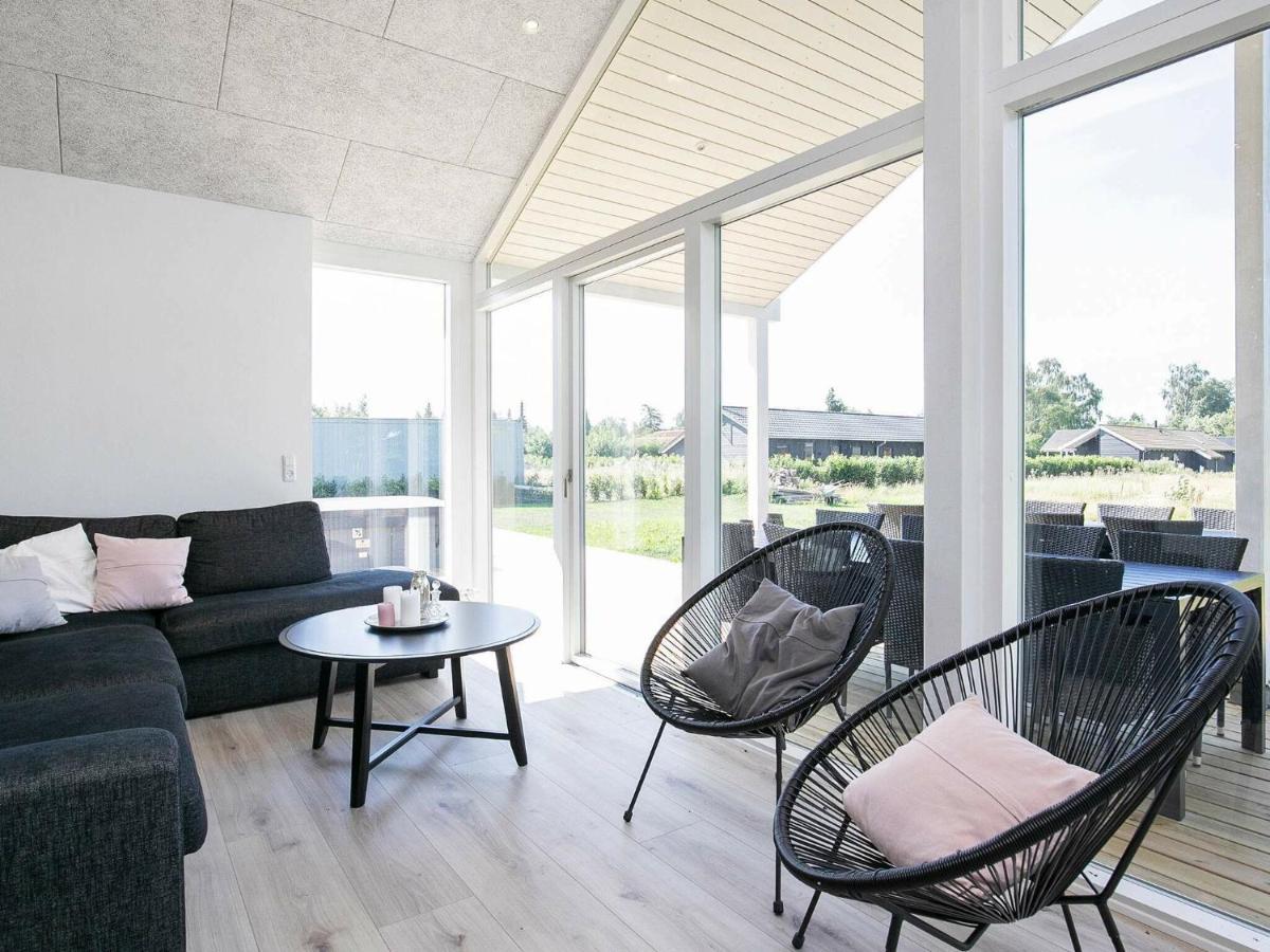 14 Person Holiday Home In V Ggerl Se Bøtø By 외부 사진