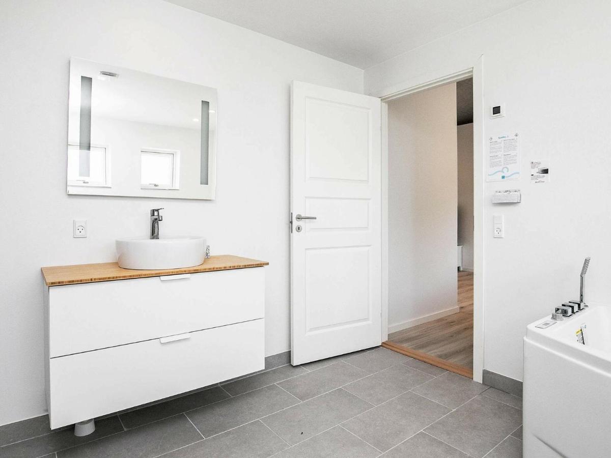 14 Person Holiday Home In V Ggerl Se Bøtø By 외부 사진