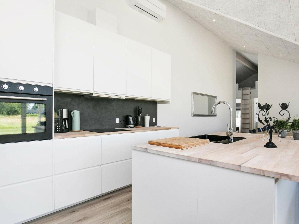 14 Person Holiday Home In V Ggerl Se Bøtø By 외부 사진